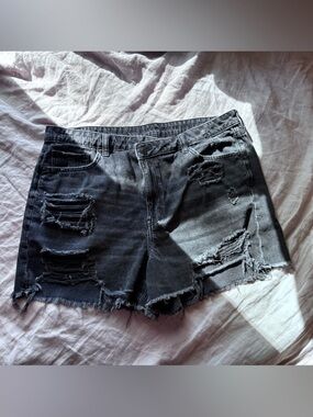 American Eagle High-Waisted Crossover Distressed Black Denim Cutoff Mom Shorts
